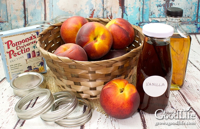 ingredients for making peach jam